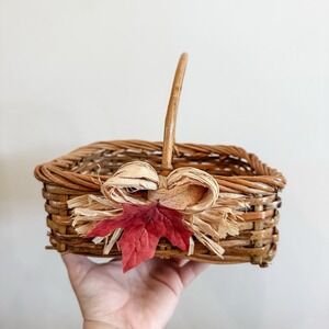 VTG Wicker Basket Square Thanksgiving Primitive Country Straw Bow 8" Maple Leaf